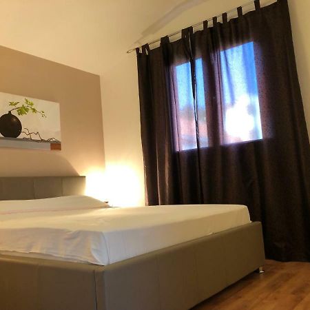 Hana Apartment กอร์จูลา ภายนอก รูปภาพ