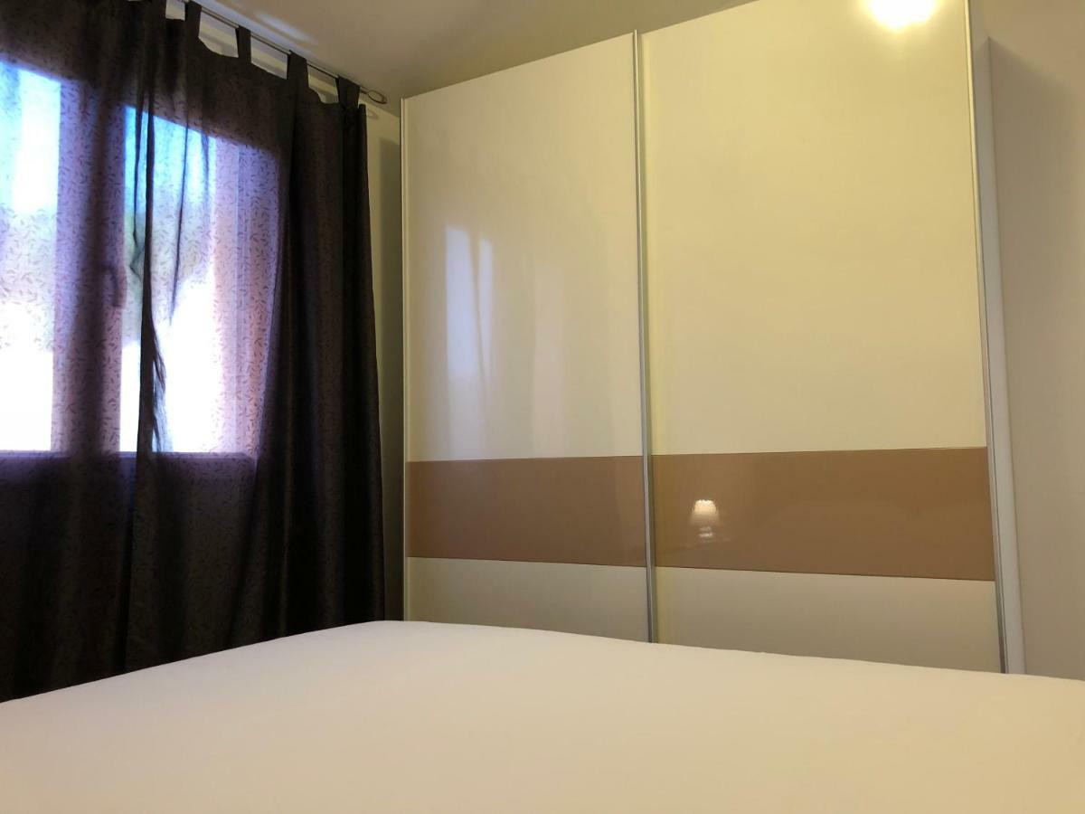 Hana Apartment กอร์จูลา ภายนอก รูปภาพ