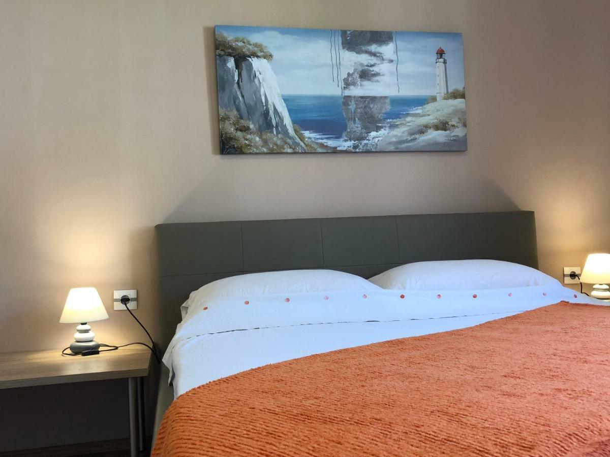Hana Apartment กอร์จูลา ภายนอก รูปภาพ